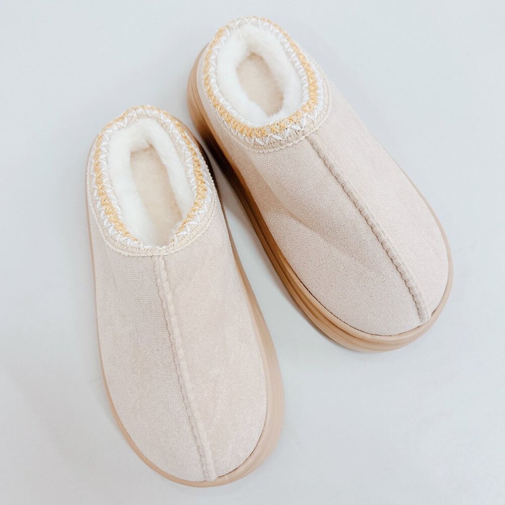 Winter Warmth Slippers - Cream